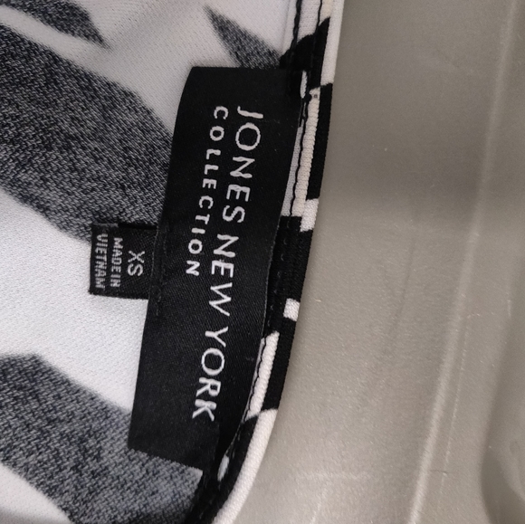 Ladies cocktail party dress - Picture 2 of 2